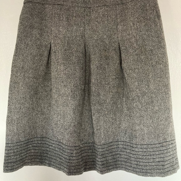 Ann Taylor tweed skirt - Picture 2 of 4